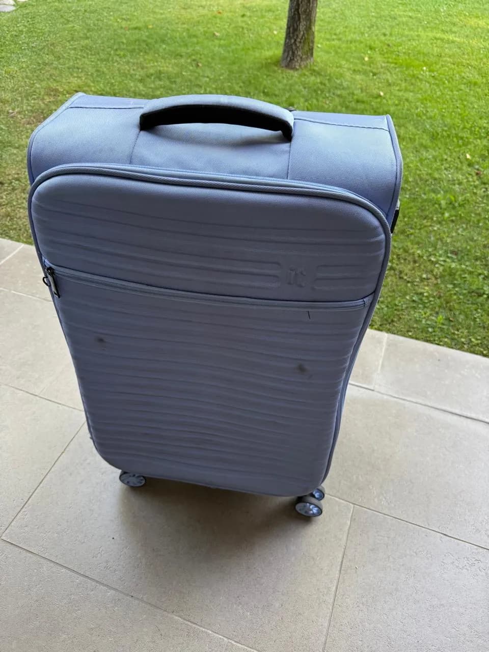 Maleta de mano - Image 1