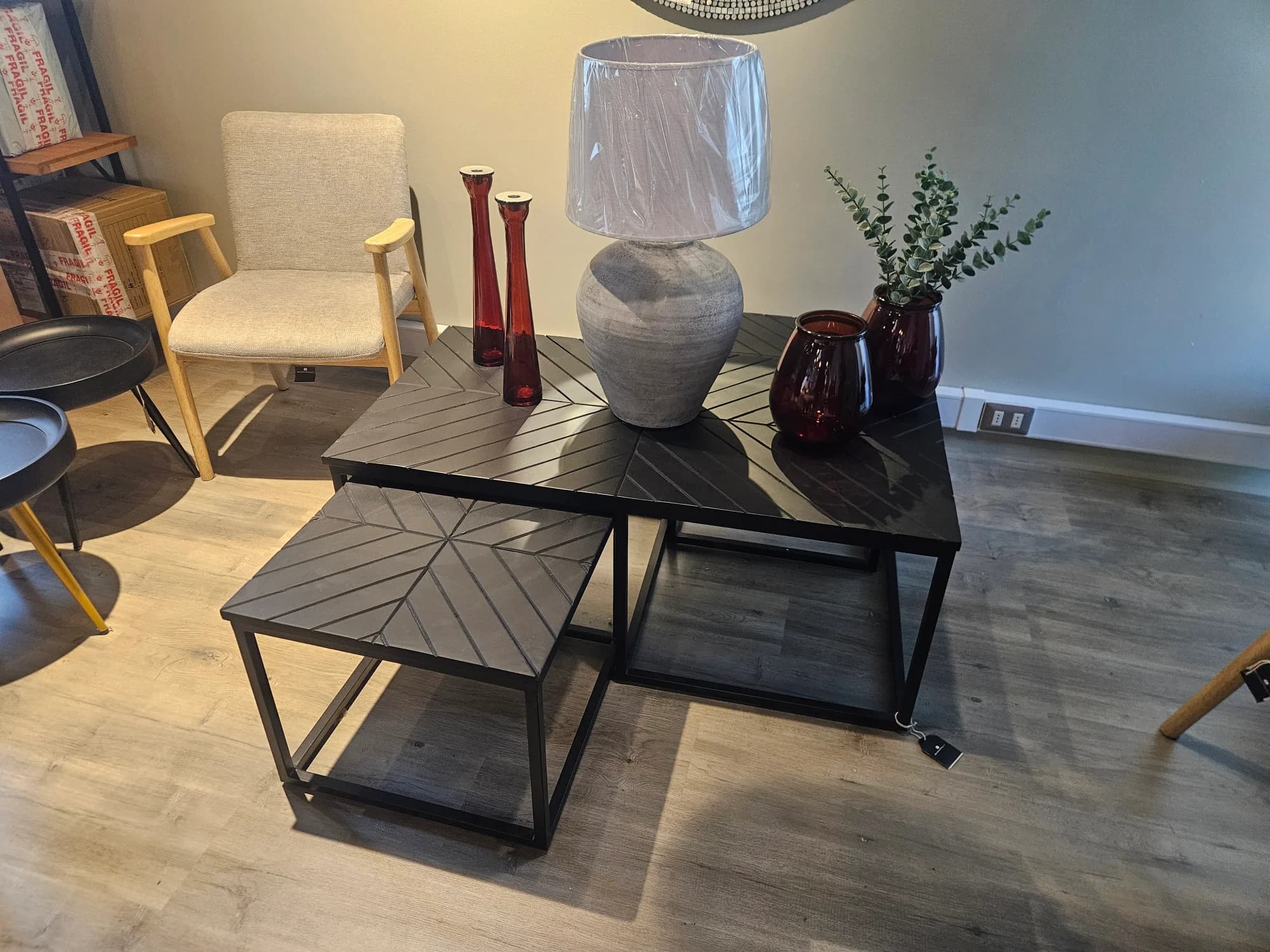 Set de 3 Mesas Negras (Nido) – Diseño Geométrico, Estilo Industrial (Nuevas) - Image 1